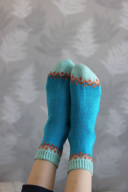 Whirlette-sukat, neuleohje