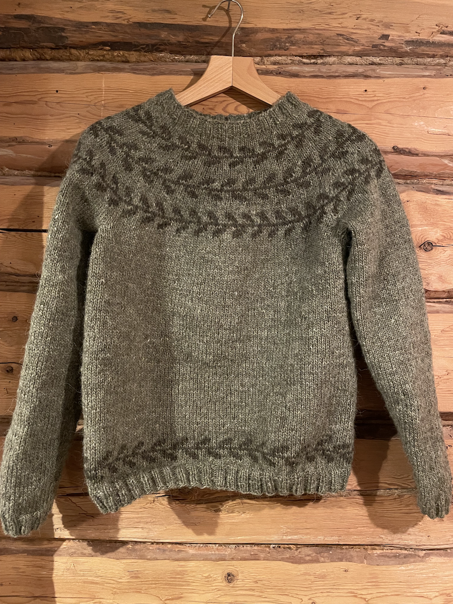 Hannah-kaarrokeneule, neuleohje