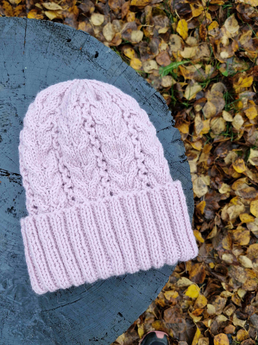 Hello Winter-palmikkopipo, neuleohje