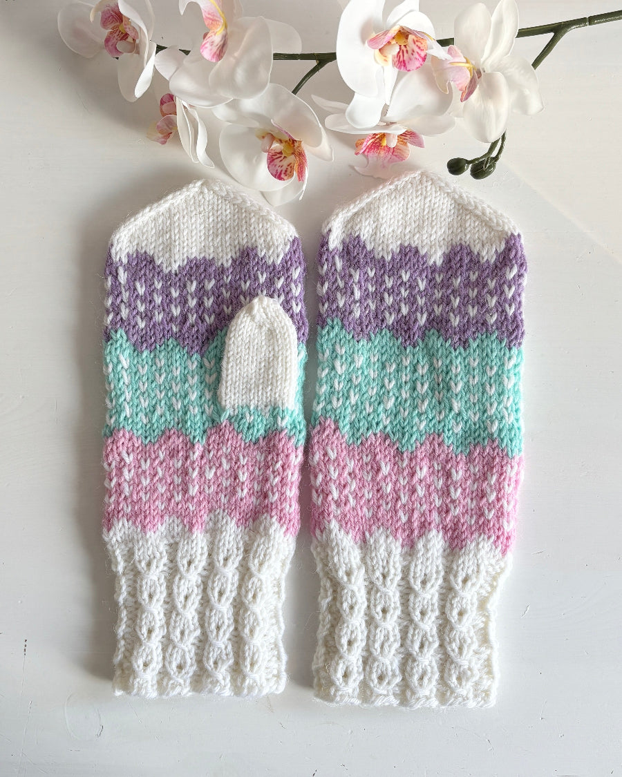 Valohippuja-kirjoneulelapaset, neuleohje