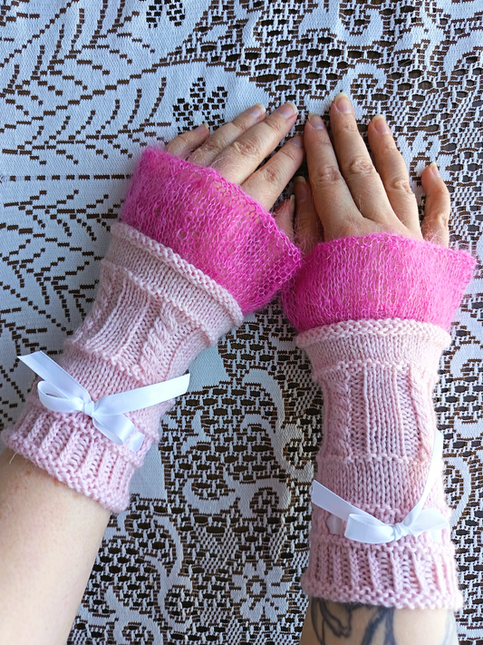 Lemmekkäät-rannekkeet, neuleohje