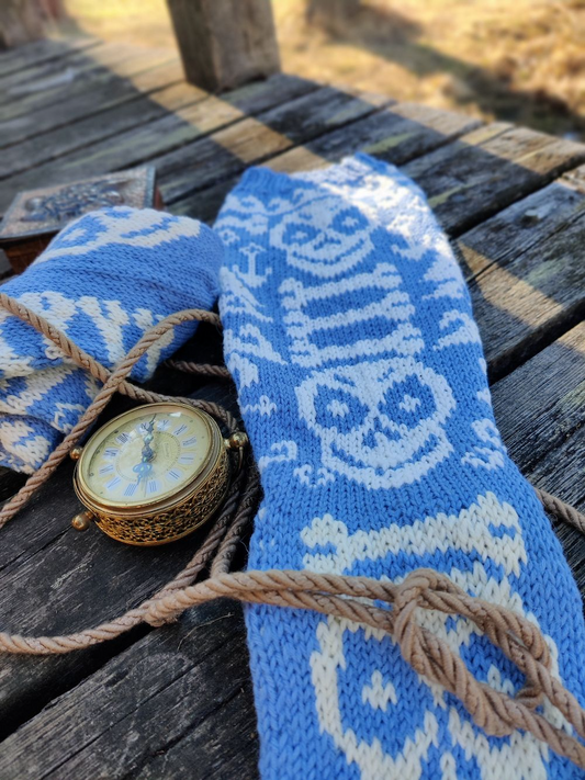 Merten kauhu-kirjoneulesukat, neuleohje