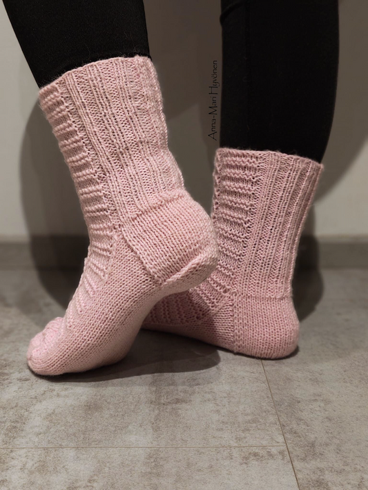 Pirtelö-villasukat, neuleohje