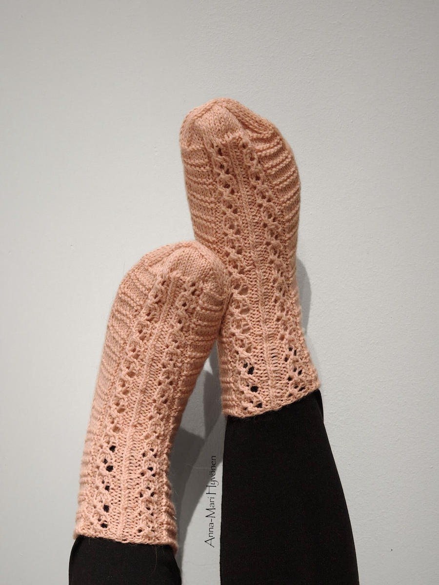 Pirtelö-villasukat, neuleohje