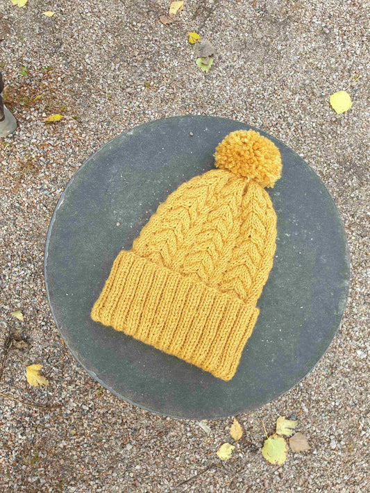 Polkuni mun-palmikkopipo, neuleohje