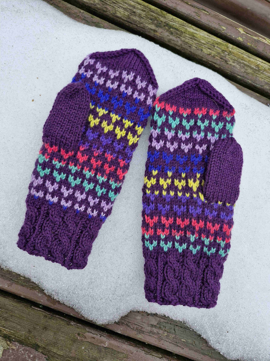 Pretty little hearts-kirjoneulelapaset, neuleohje