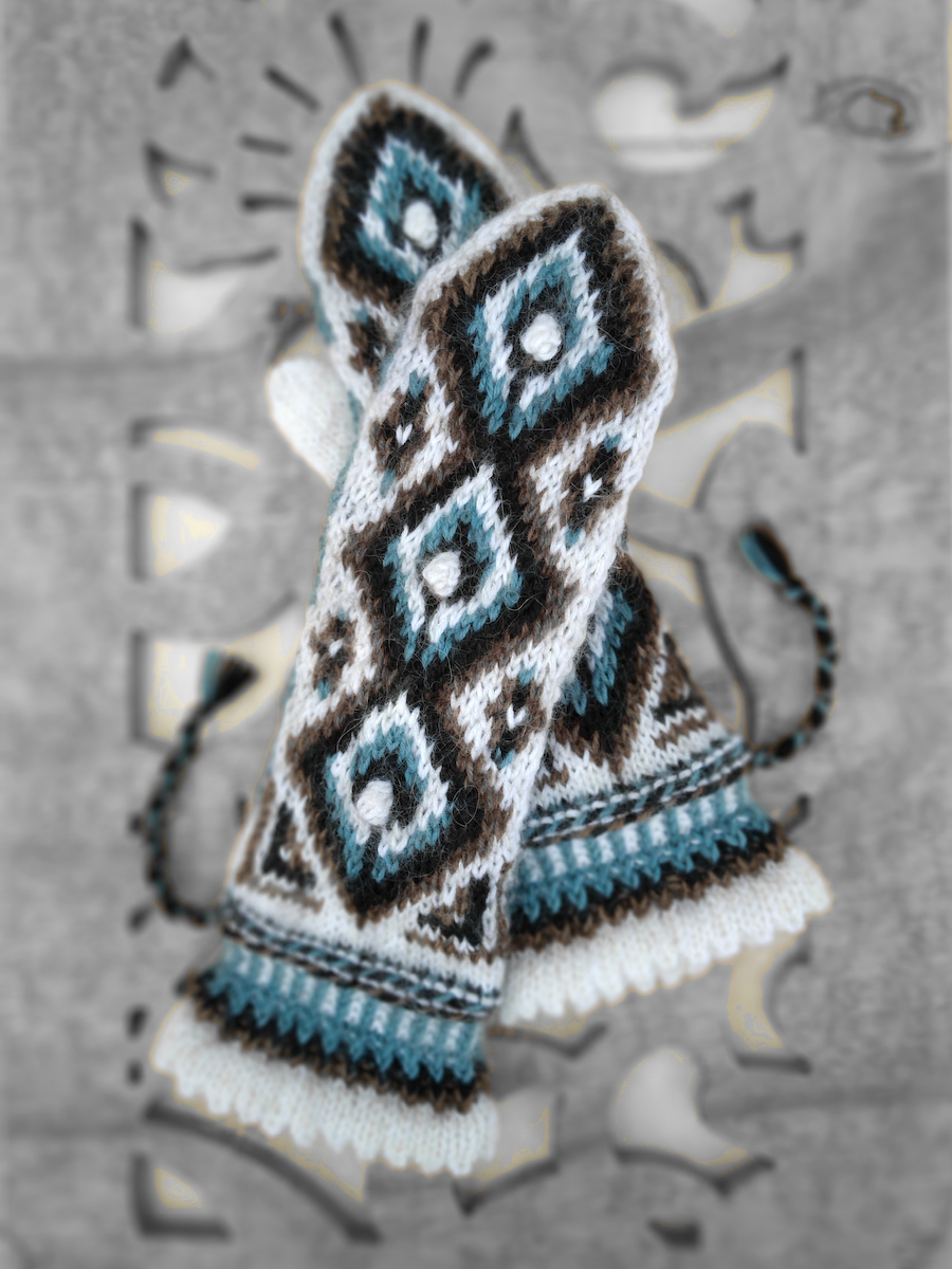 Rakkaudesta Lappiin-kirjoneulelapaset, neuleohje