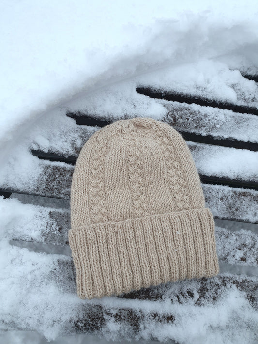 Ruusunnuppu-palmikkopipo, neuleohje