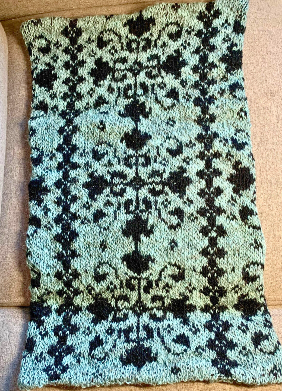 Toini-tuubihuivi, neuleohje