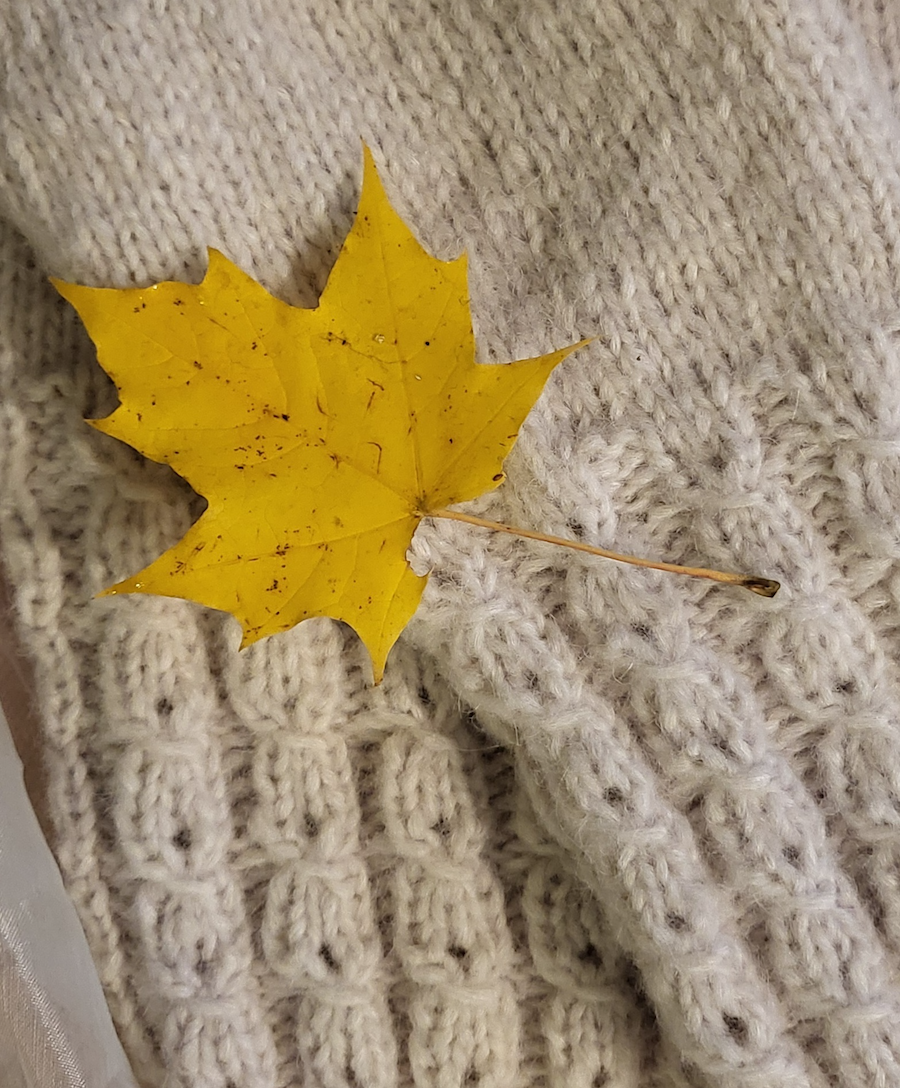 Valeessa-villapaita, neuleohje