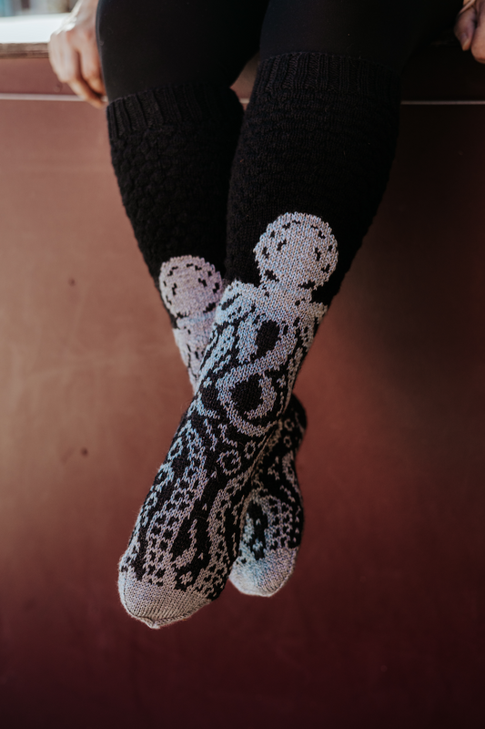 Aarteenvartija-villasukat, neuleohje