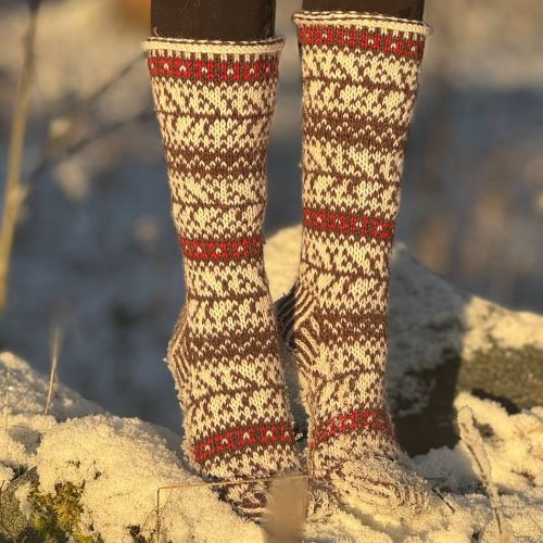 Hämärä-sukat, neuleohje