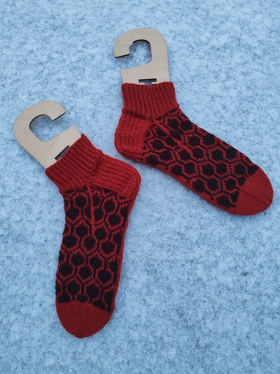 Jack-kirjoneulesukat, neuleohje