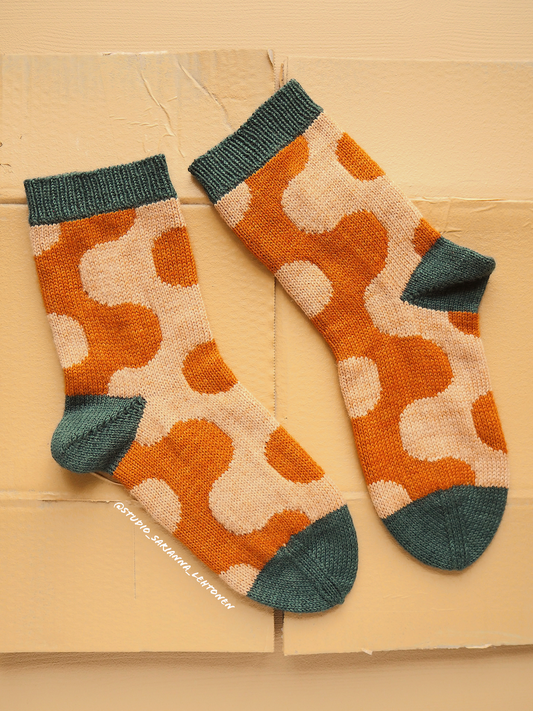 Joy-sukat, neuleohje