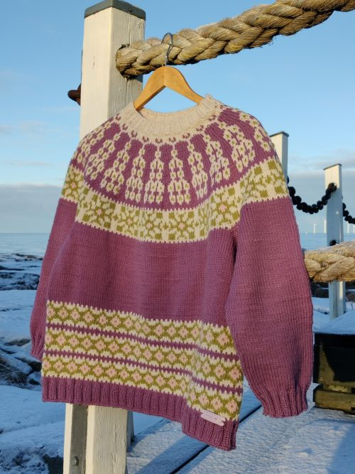 Kevätluotsi-kaarrokeneule, neuleohje