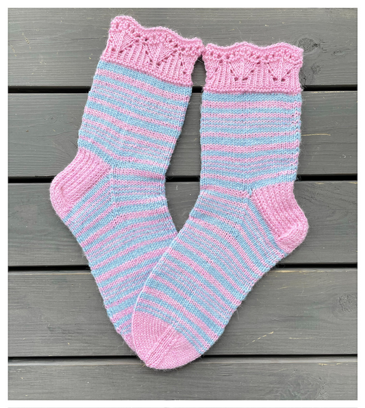 Kevättä sukissa-raitasukat, neuleohje