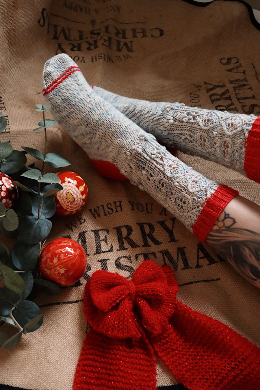 Lumoava-joulusukat, neuleohje