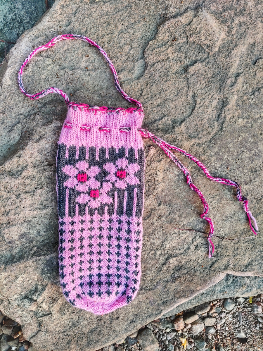 Midsummer-juomakassi, neuleohje