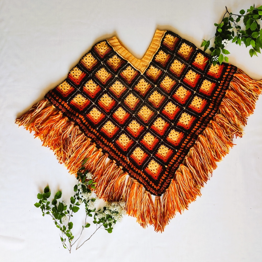 Outono-poncho, neuleohje