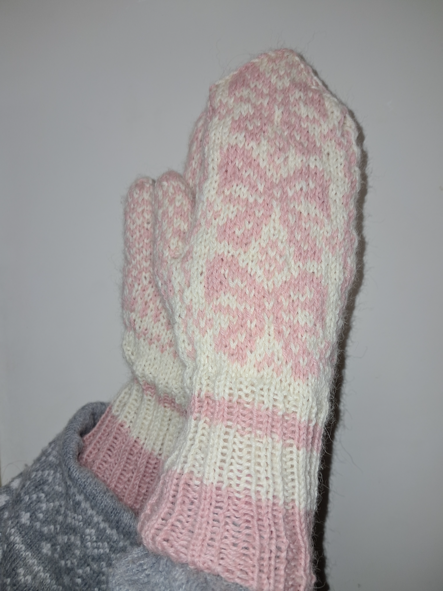 Rusetti-lapaset, neuleohje