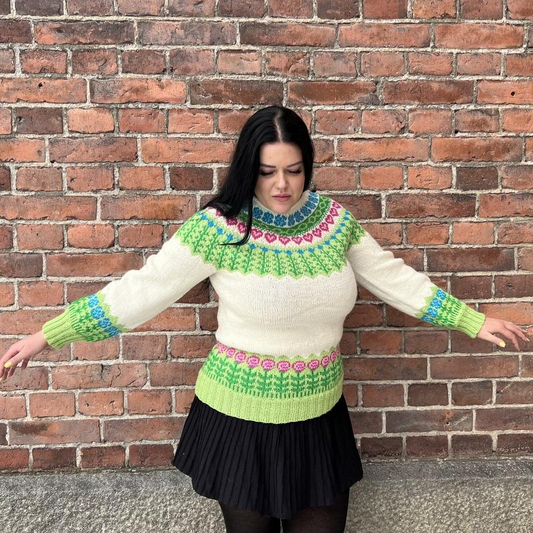 Secret garden-kaarrokeneule, neuleohje